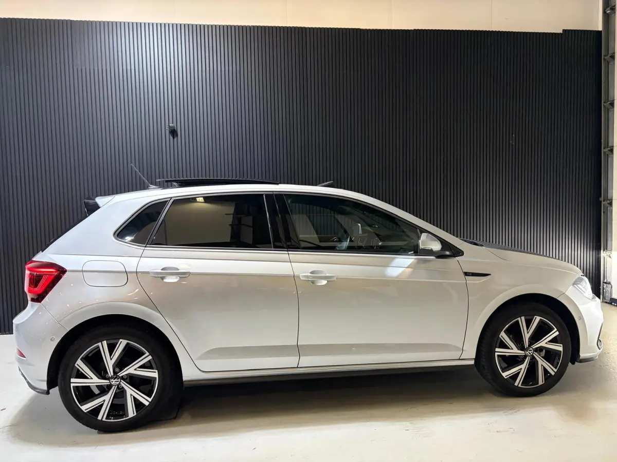 1.0 TSI R-Line Edition Panoramadak Camera Keyless