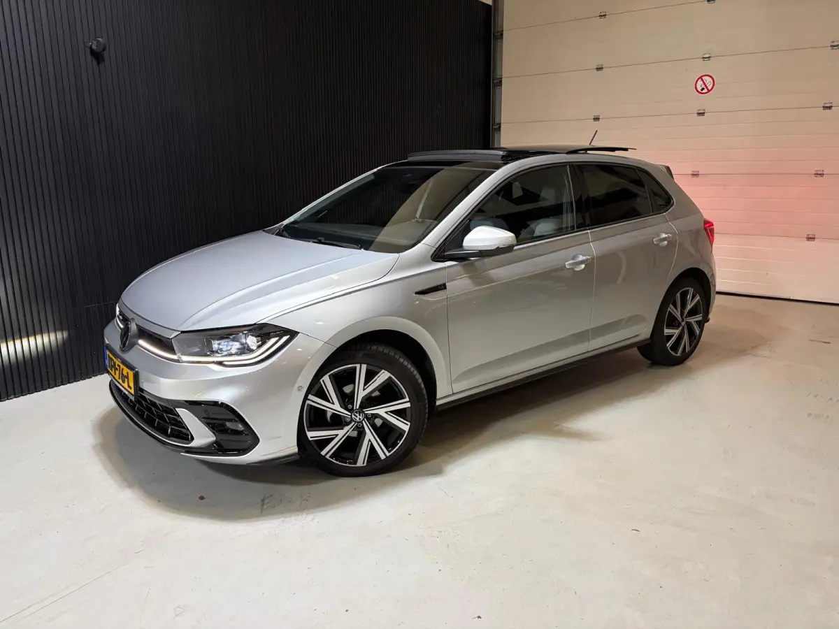 1.0 TSI R-Line Edition Panoramadak Camera Keyless