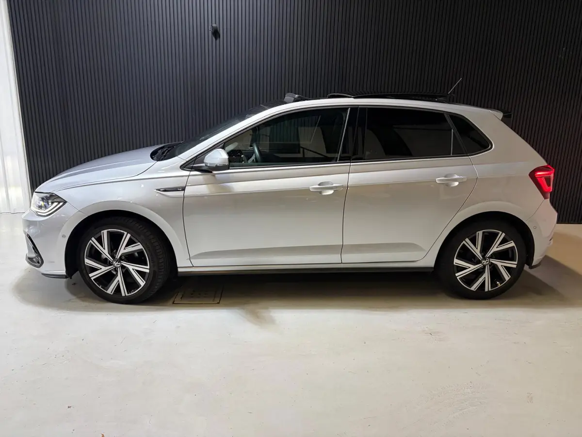 1.0 TSI R-Line Edition Panoramadak Camera Keyless
