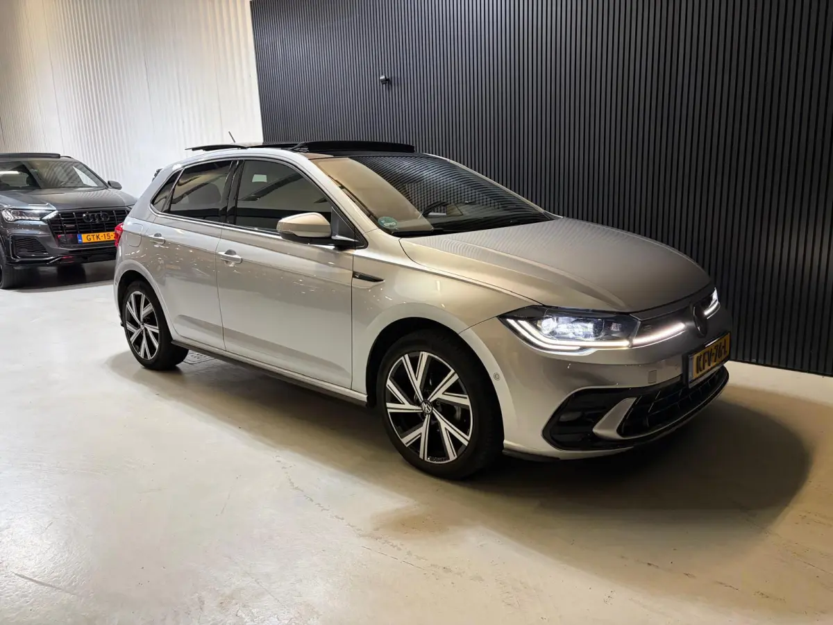 1.0 TSI R-Line Edition Panoramadak Camera Keyless