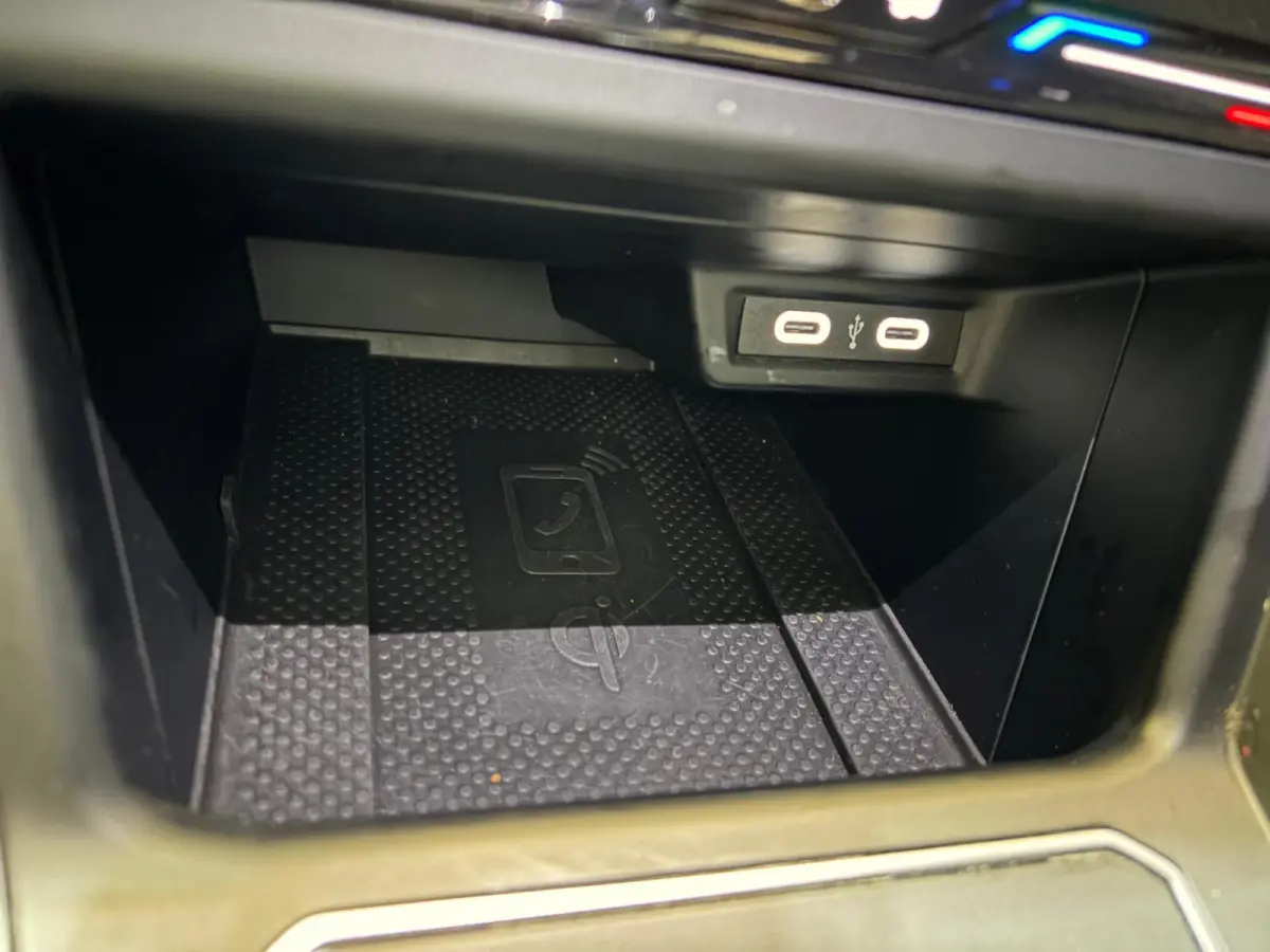 1.0 TSI R-Line Edition Panoramadak Camera Keyless