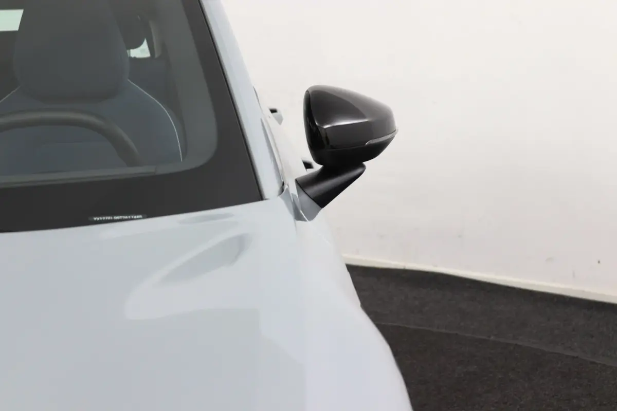 Single Motor Extended Range Plus 69 kWh | Trekhaak | Allseason | Stoelverwarming | Harman/Kardon |