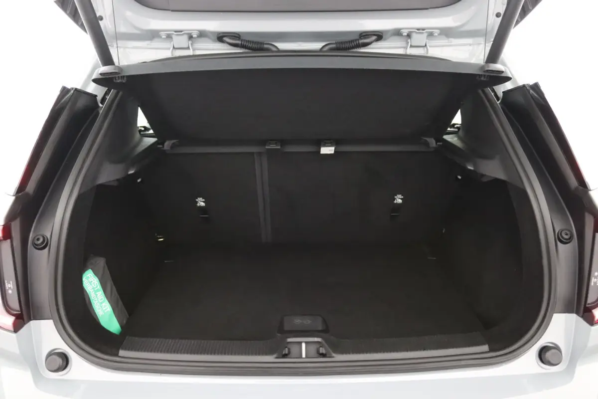 Single Motor Extended Range Plus 69 kWh | Trekhaak | Allseason | Stoelverwarming | Harman/Kardon |