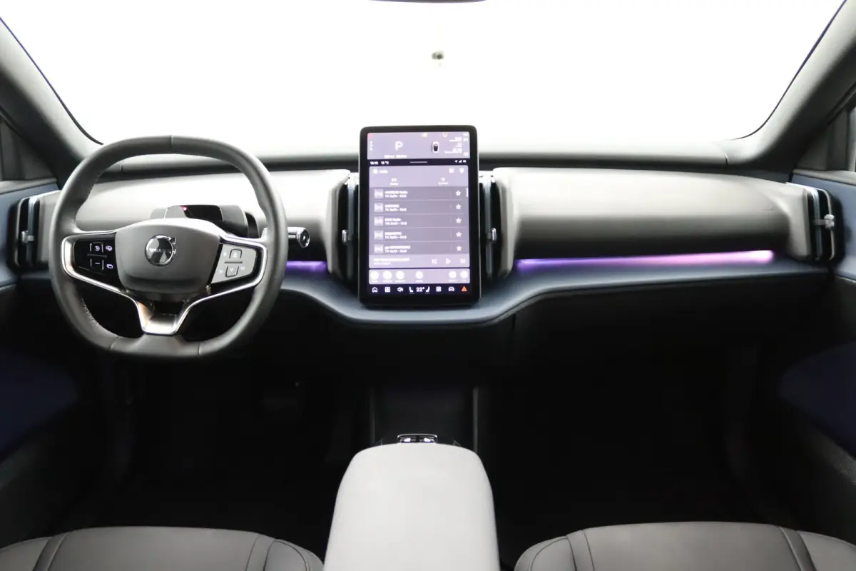 Single Motor Extended Range Plus 69 kWh | Trekhaak | Allseason | Stoelverwarming | Harman/Kardon |