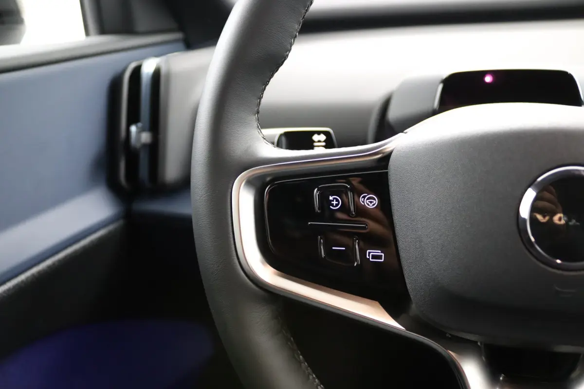 Single Motor Extended Range Plus 69 kWh | Trekhaak | Allseason | Stoelverwarming | Harman/Kardon |