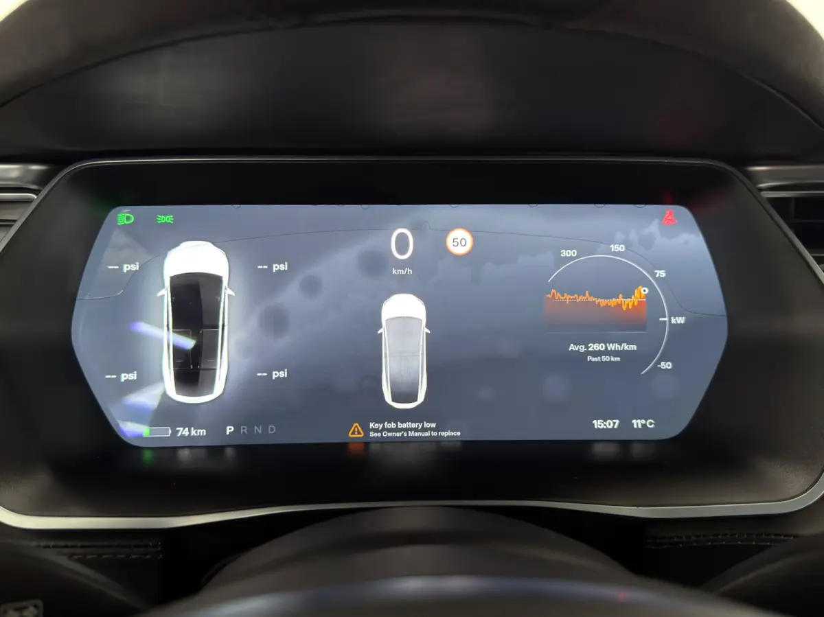 90D Base|FREE SUPERCHARGE|SC01|TREKHAAK|LEDER|NAP|