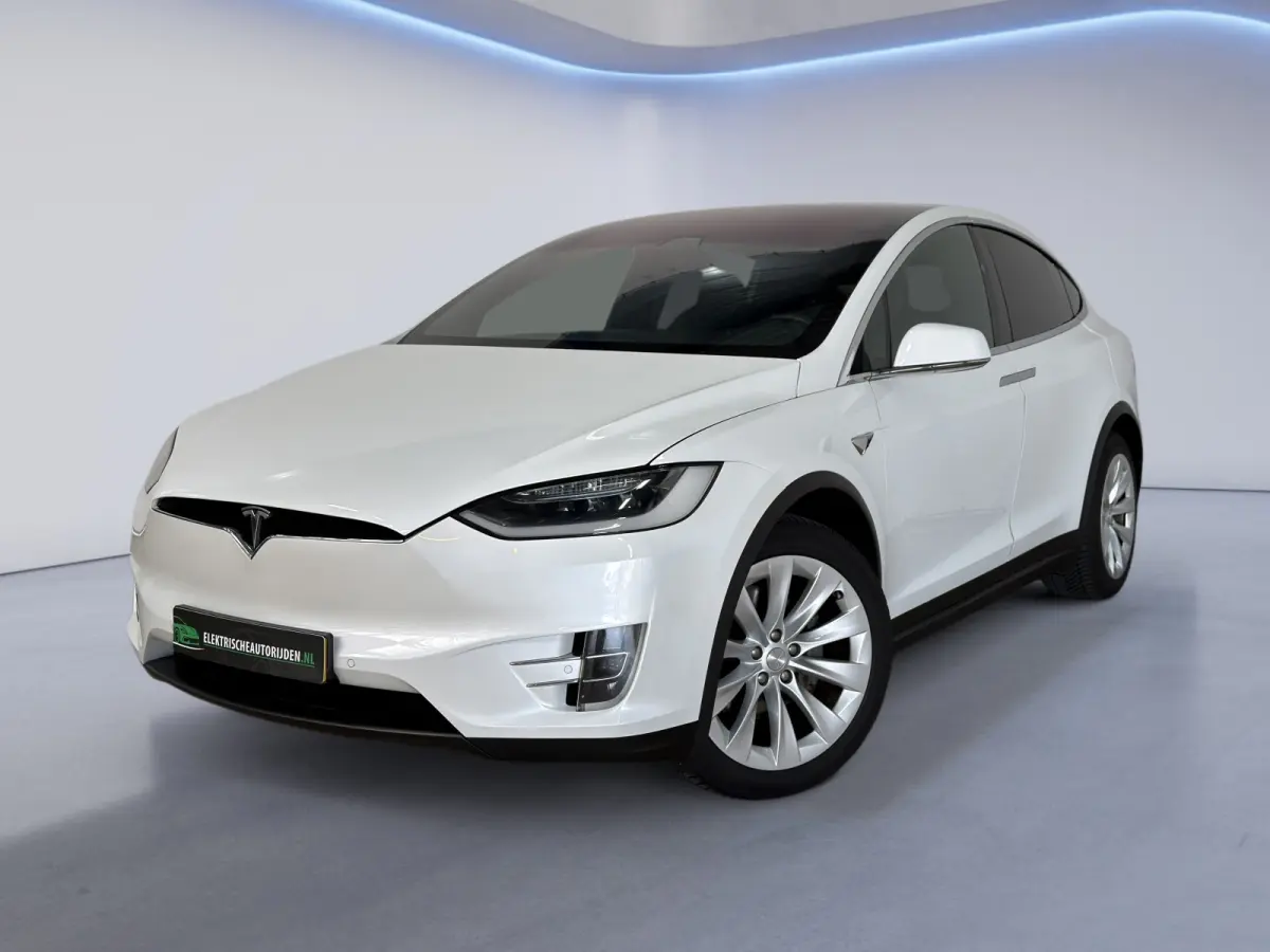 90D Base|FREE SUPERCHARGE|SC01|TREKHAAK|LEDER|NAP|