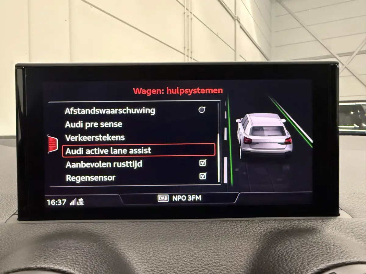 1.4 TFSI CoD S-Line B&O/VIRTUAL/LED/ACC/KEYLESS/SFEER/CARPLAY/ALARM/DAB/S-LINE LEER SP.STOELEN/DONKERE-HEMEL/PRIVACY/AFN.TREKHAAK/ABSOLUTE NIEUWSTAAT