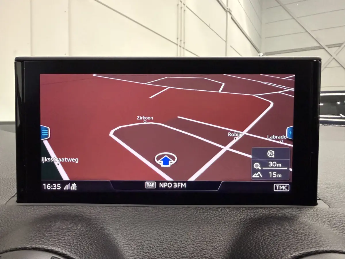 1.4 TFSI CoD S-Line B&O/VIRTUAL/LED/ACC/KEYLESS/SFEER/CARPLAY/ALARM/DAB/S-LINE LEER SP.STOELEN/DONKERE-HEMEL/PRIVACY/AFN.TREKHAAK/ABSOLUTE NIEUWSTAAT