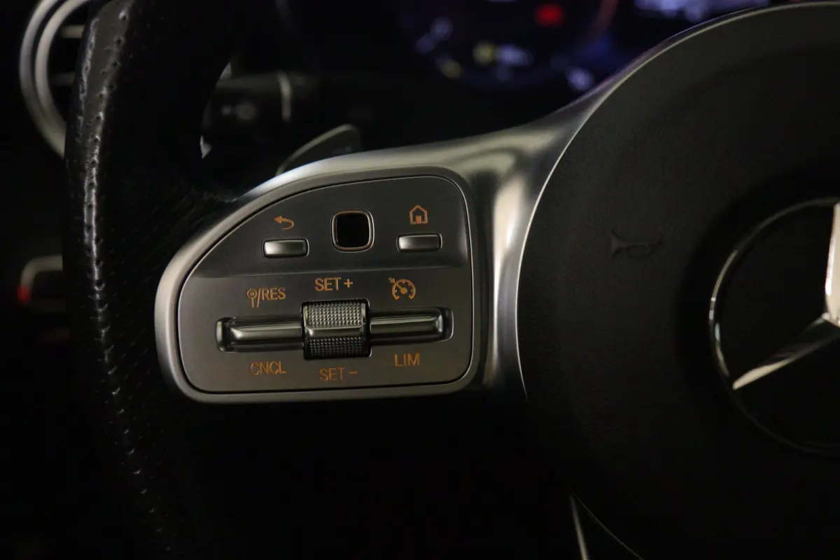 180 AMG-LINE NAP PANO/CARPLAY/CAM/STOELVER/VOL