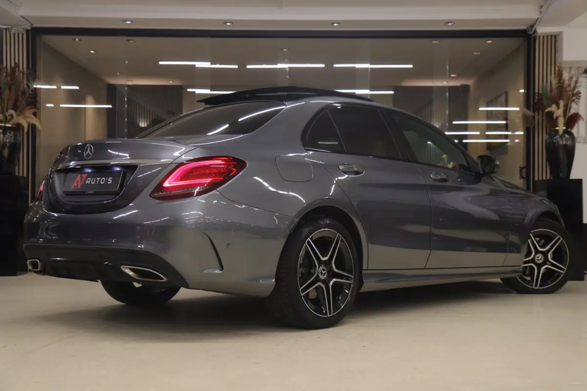 180 AMG-LINE NAP PANO/CARPLAY/CAM/STOELVER/VOL