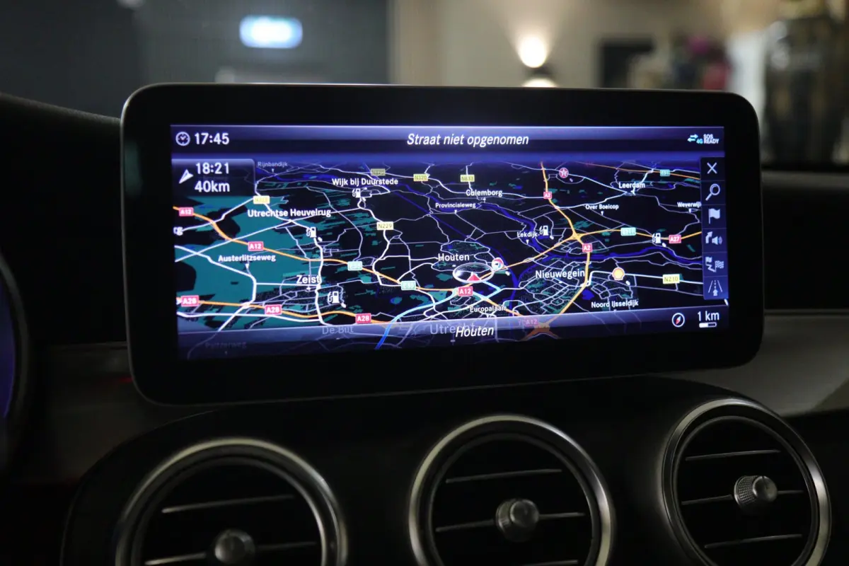 180 AMG-LINE NAP PANO/CARPLAY/CAM/STOELVER/VOL