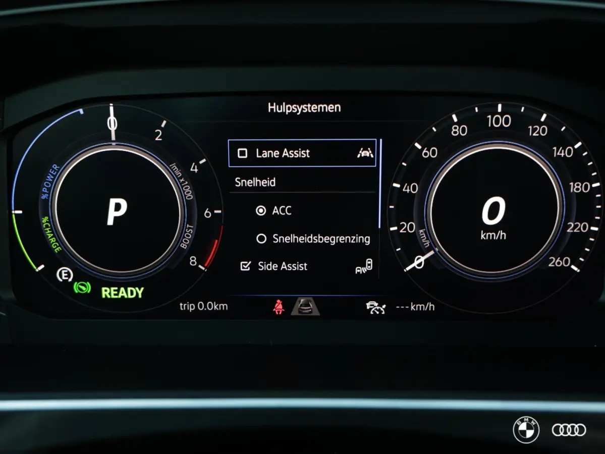 1.4 TSI eHybrid Business Line / PANO / ACC / DODEHOEK / AMBIENT VERL