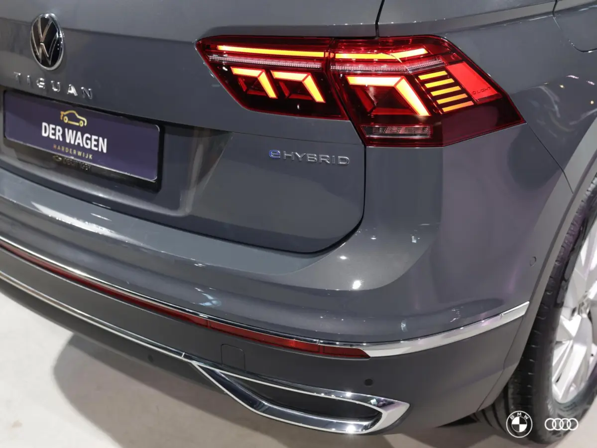 1.4 TSI eHybrid Business Line / PANO / ACC / DODEHOEK / AMBIENT VERL