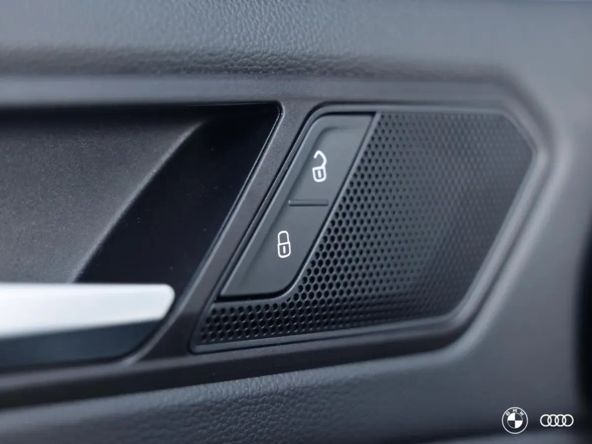 1.4 TSI eHybrid Business Line / PANO / ACC / DODEHOEK / AMBIENT VERL