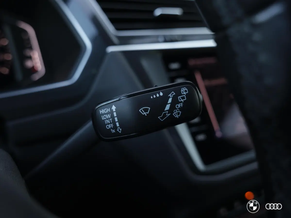 1.4 TSI eHybrid Business Line / PANO / ACC / DODEHOEK / AMBIENT VERL