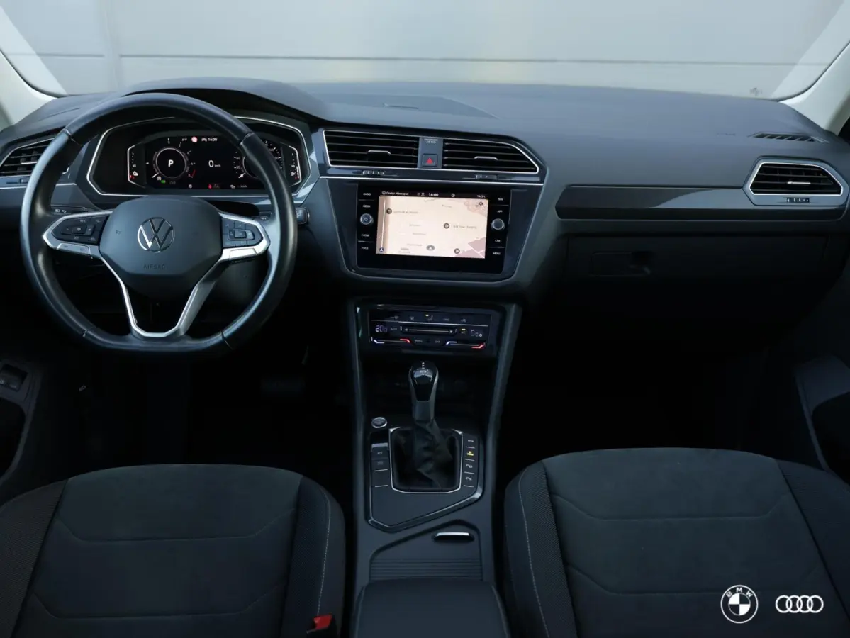 1.4 TSI eHybrid Business Line / PANO / ACC / DODEHOEK / AMBIENT VERL