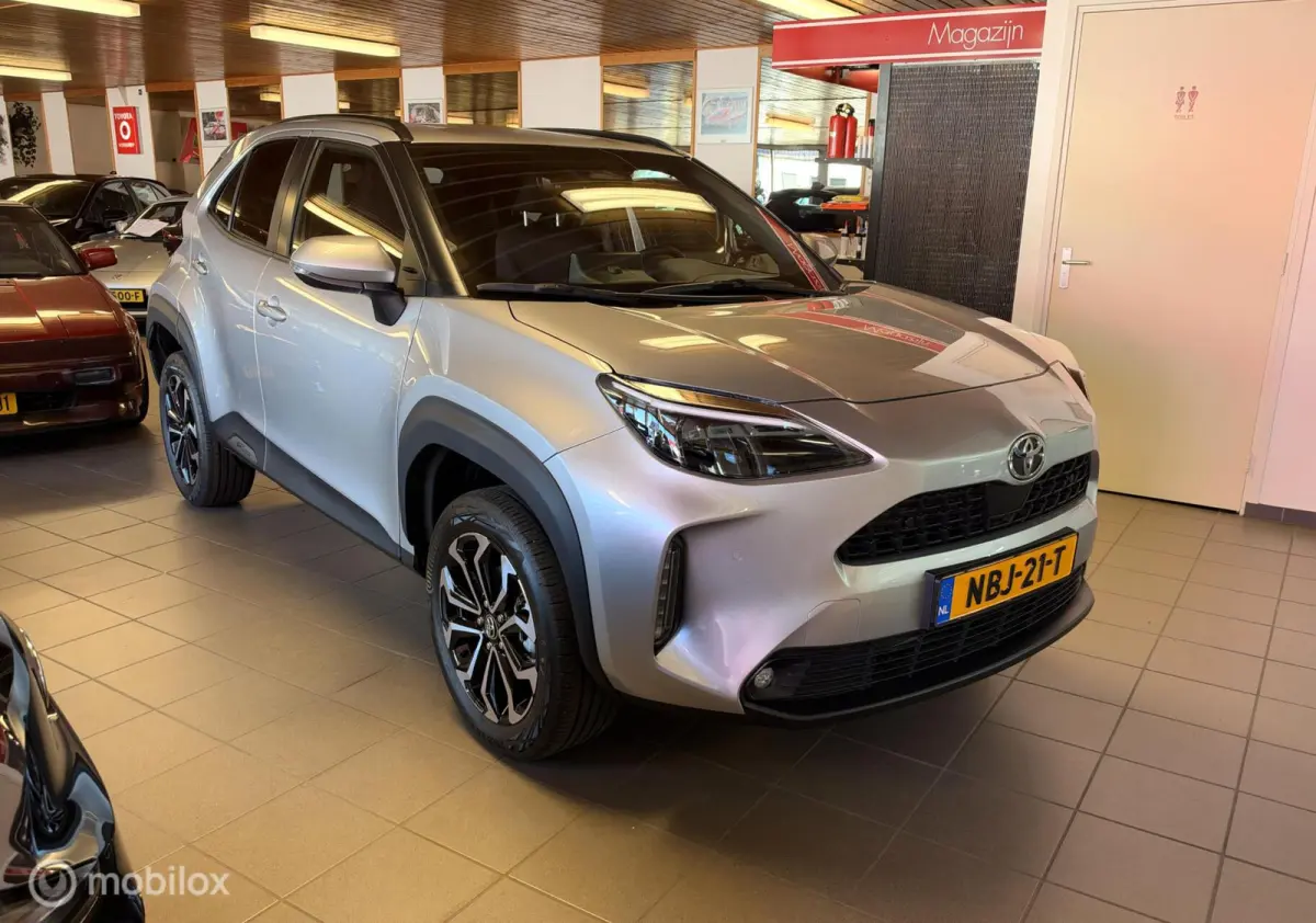 1.5 Hybrid 130PK 3.854Km, Zeer complete auto