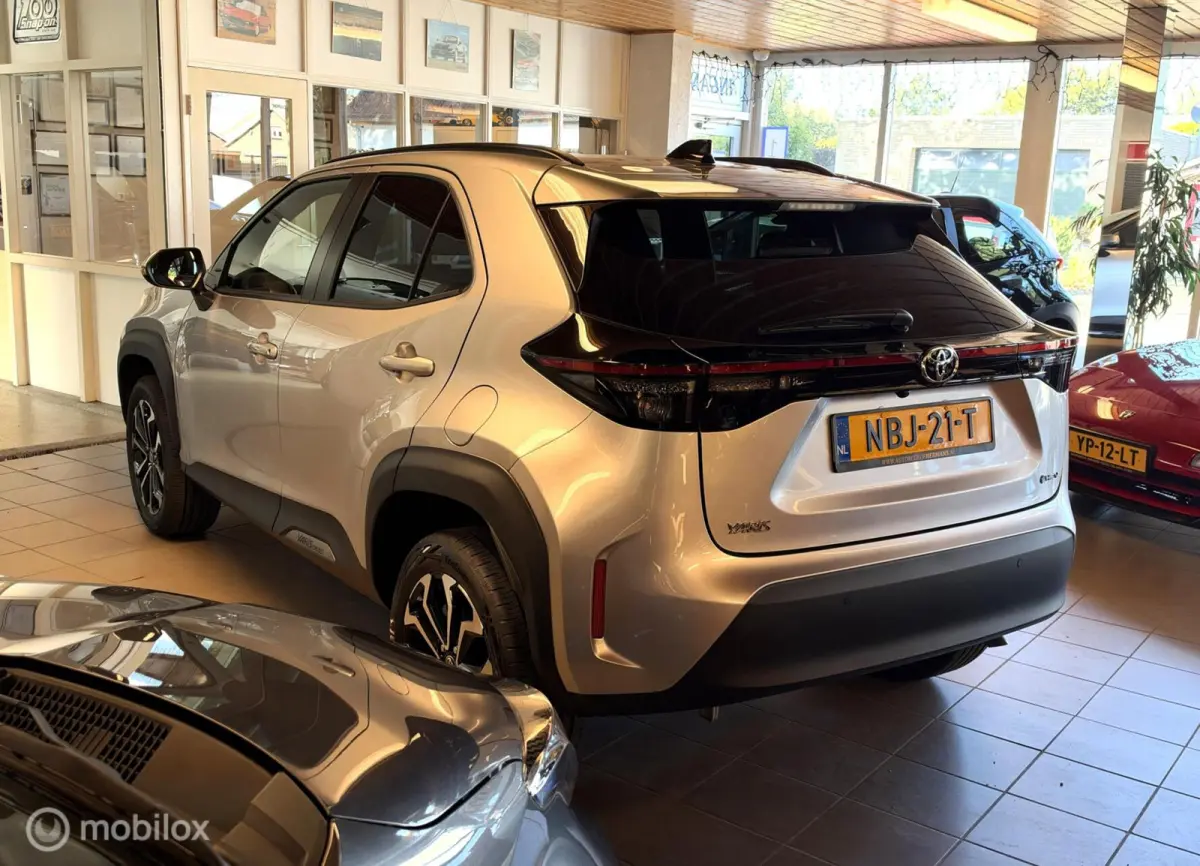1.5 Hybrid 130PK 3.854Km, Zeer complete auto