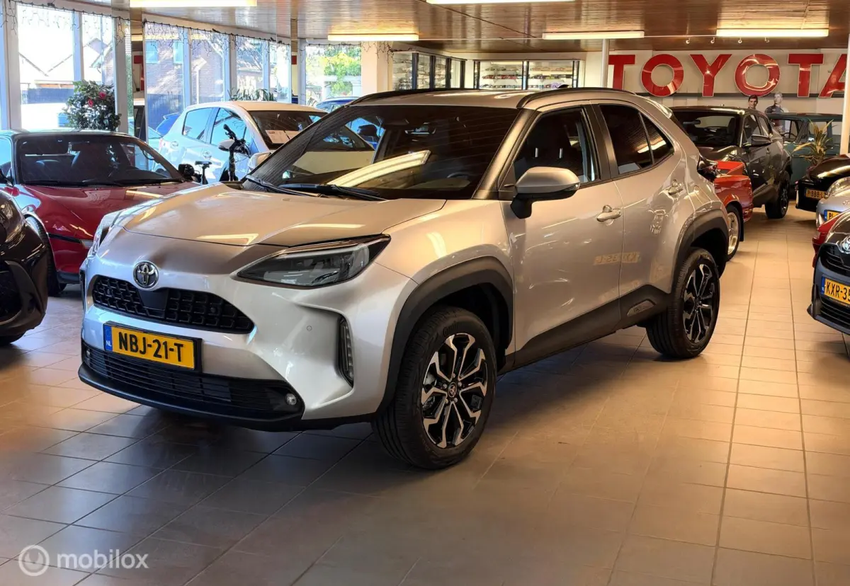 1.5 Hybrid 130PK 3.854Km, Zeer complete auto