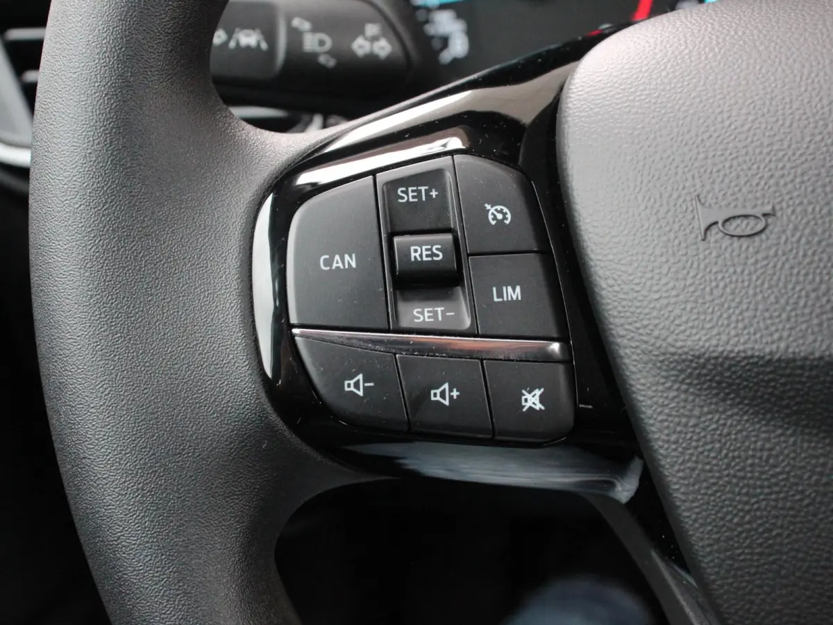 1.0 EcoBoost Connected Navigatie Apple Carplay/Android Auto Parkeersensor achter Cruise Control Airco Led