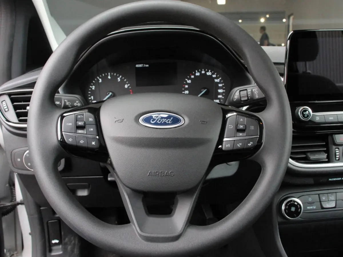 1.0 EcoBoost Connected Navigatie Apple Carplay/Android Auto Parkeersensor achter Cruise Control Airco Led