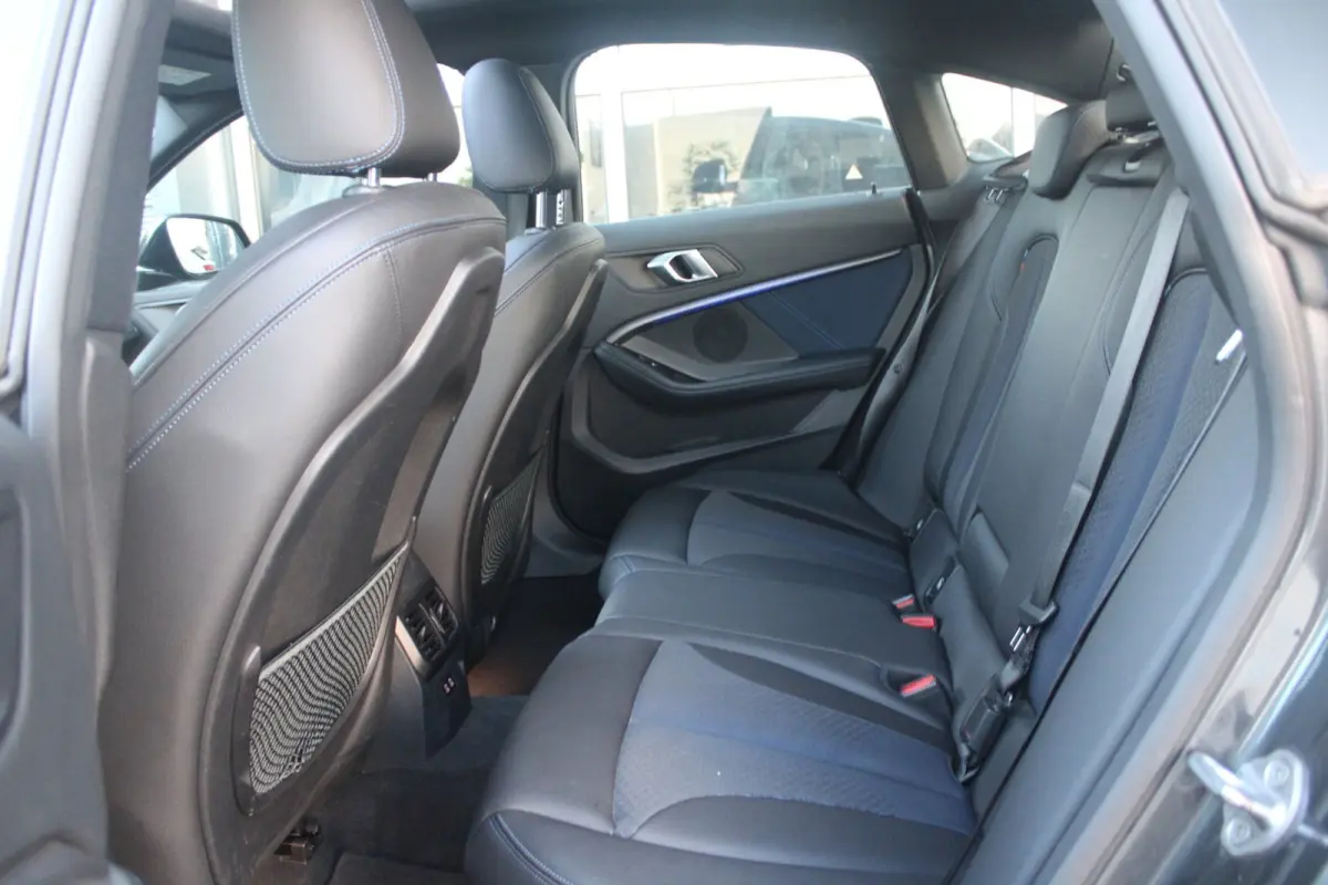 218i M-Sport | Pano | HIFI | Camera | Sfeer