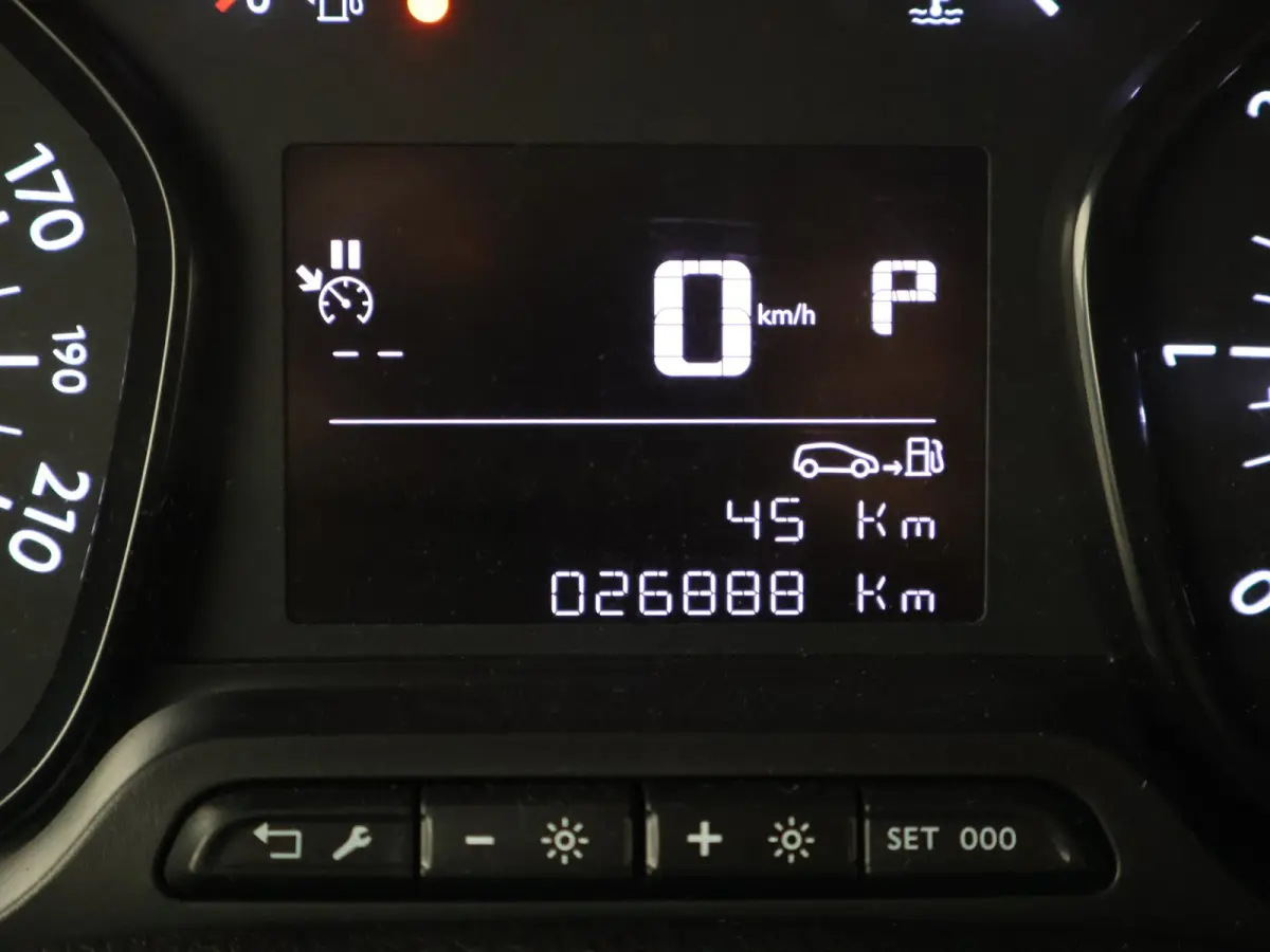 2.0 MULTIJET L3H1 180 PK AUT. + CARPLAY | LMV | CAMERA | TREKHAAK 2500 KG