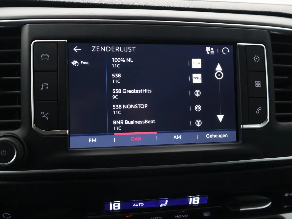 2.0 MULTIJET L3H1 180 PK AUT. + CARPLAY | LMV | CAMERA | TREKHAAK 2500 KG