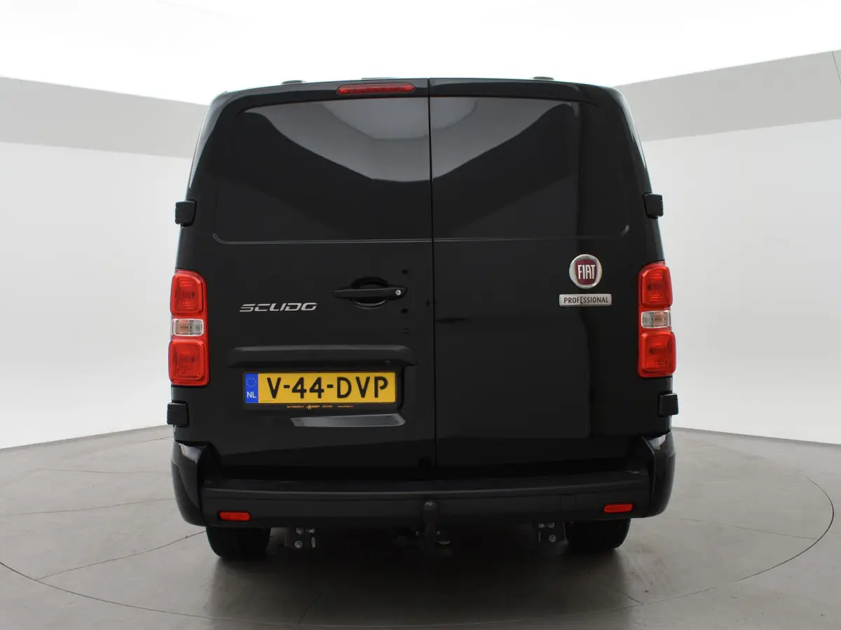 2.0 MULTIJET L3H1 180 PK AUT. + CARPLAY | LMV | CAMERA | TREKHAAK 2500 KG