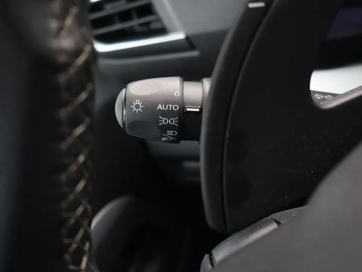 2.0 MULTIJET L3H1 180 PK AUT. + CARPLAY | LMV | CAMERA | TREKHAAK 2500 KG