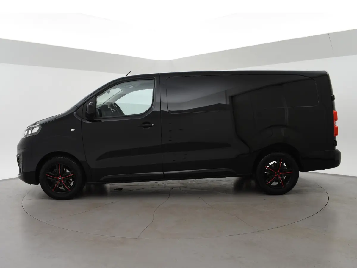 2.0 MULTIJET L3H1 180 PK AUT. + CARPLAY | LMV | CAMERA | TREKHAAK 2500 KG