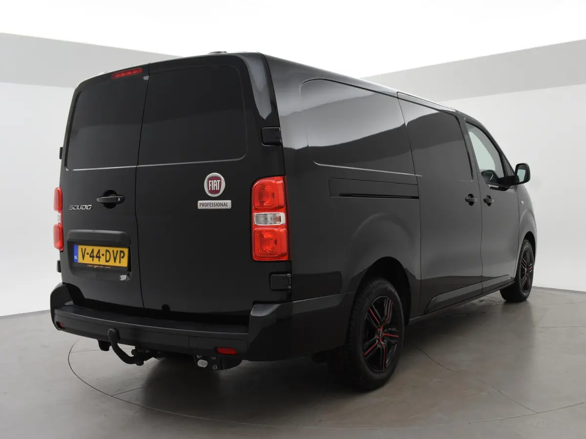 2.0 MULTIJET L3H1 180 PK AUT. + CARPLAY | LMV | CAMERA | TREKHAAK 2500 KG