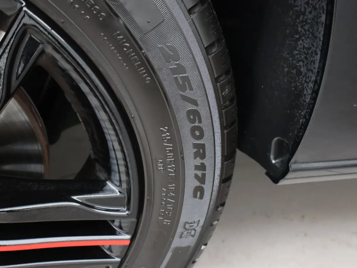 2.0 MULTIJET L3H1 180 PK AUT. + CARPLAY | LMV | CAMERA | TREKHAAK 2500 KG