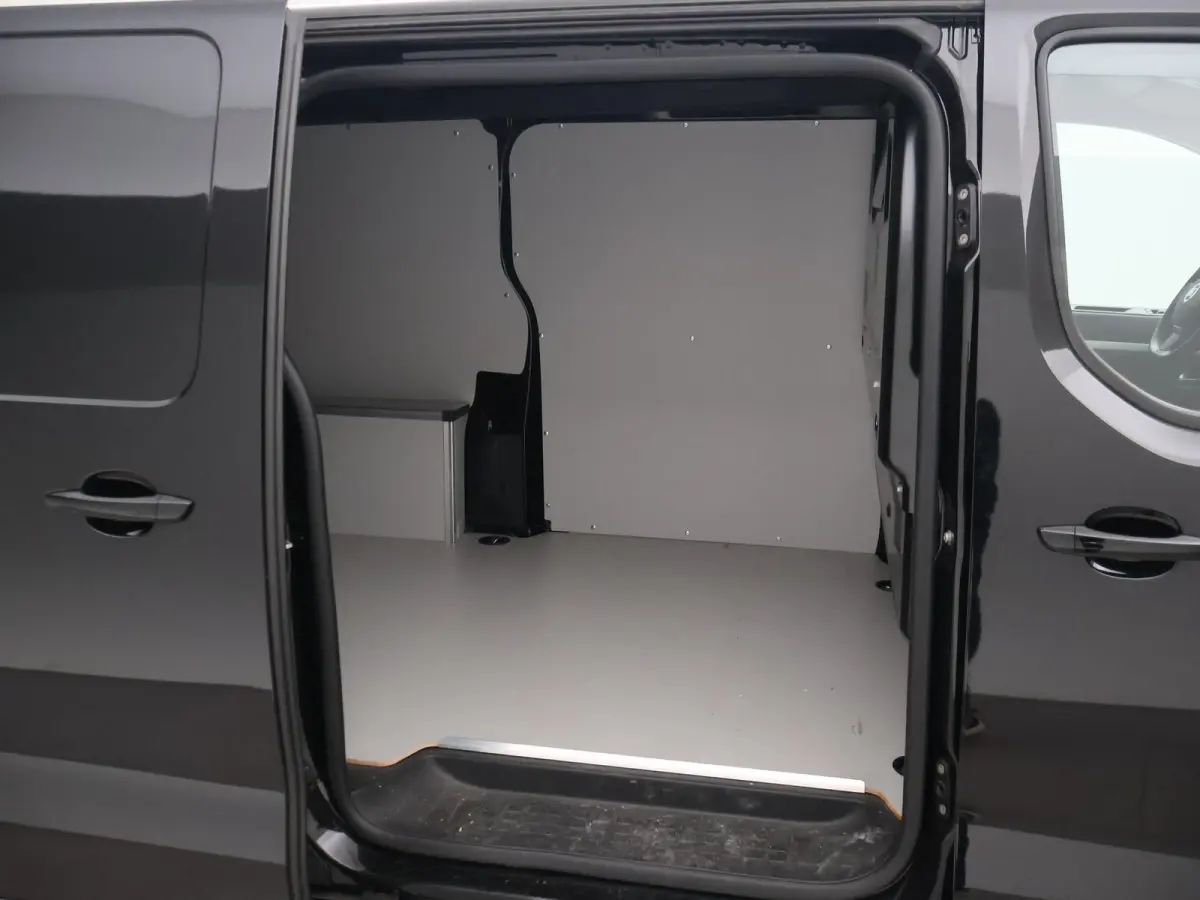 2.0 MULTIJET L3H1 180 PK AUT. + CARPLAY | LMV | CAMERA | TREKHAAK 2500 KG
