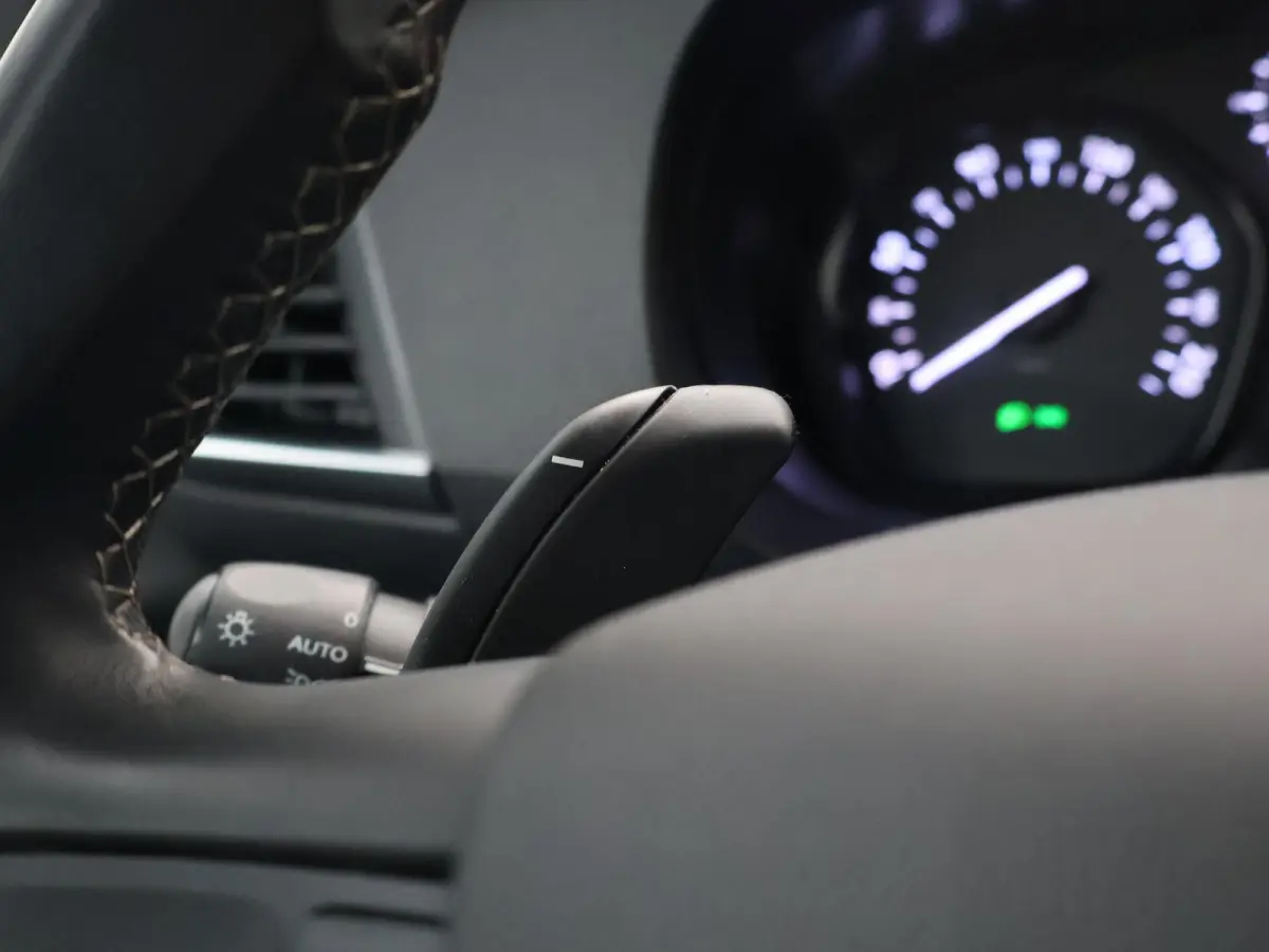 2.0 MULTIJET L3H1 180 PK AUT. + CARPLAY | LMV | CAMERA | TREKHAAK 2500 KG