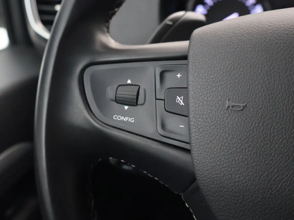 2.0 MULTIJET L3H1 180 PK AUT. + CARPLAY | LMV | CAMERA | TREKHAAK 2500 KG