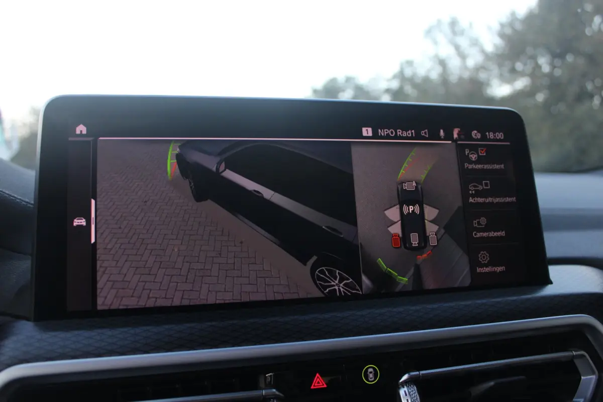 XDrive30e M-Sport Shadow | Pano | ACC | HUD | Memory | 360