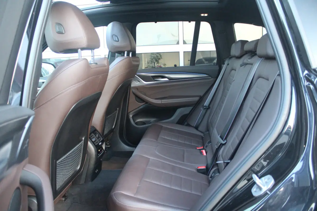 XDrive30e M-Sport Shadow | Pano | ACC | HUD | Memory | 360