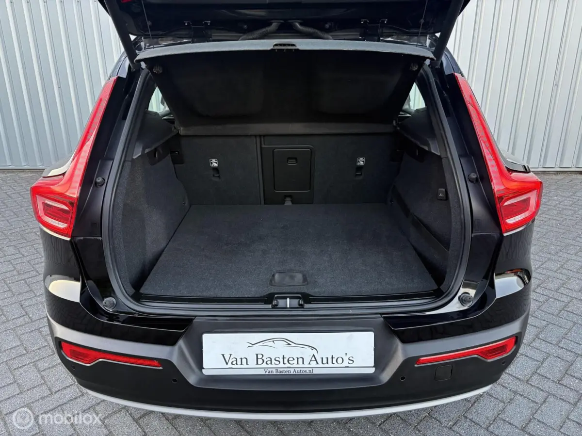 1.5 T3 Momentum Pro | Aut | Camera | LED | Virtual | Winterpakket | Dealer onderhouden | 1e eigenaar |