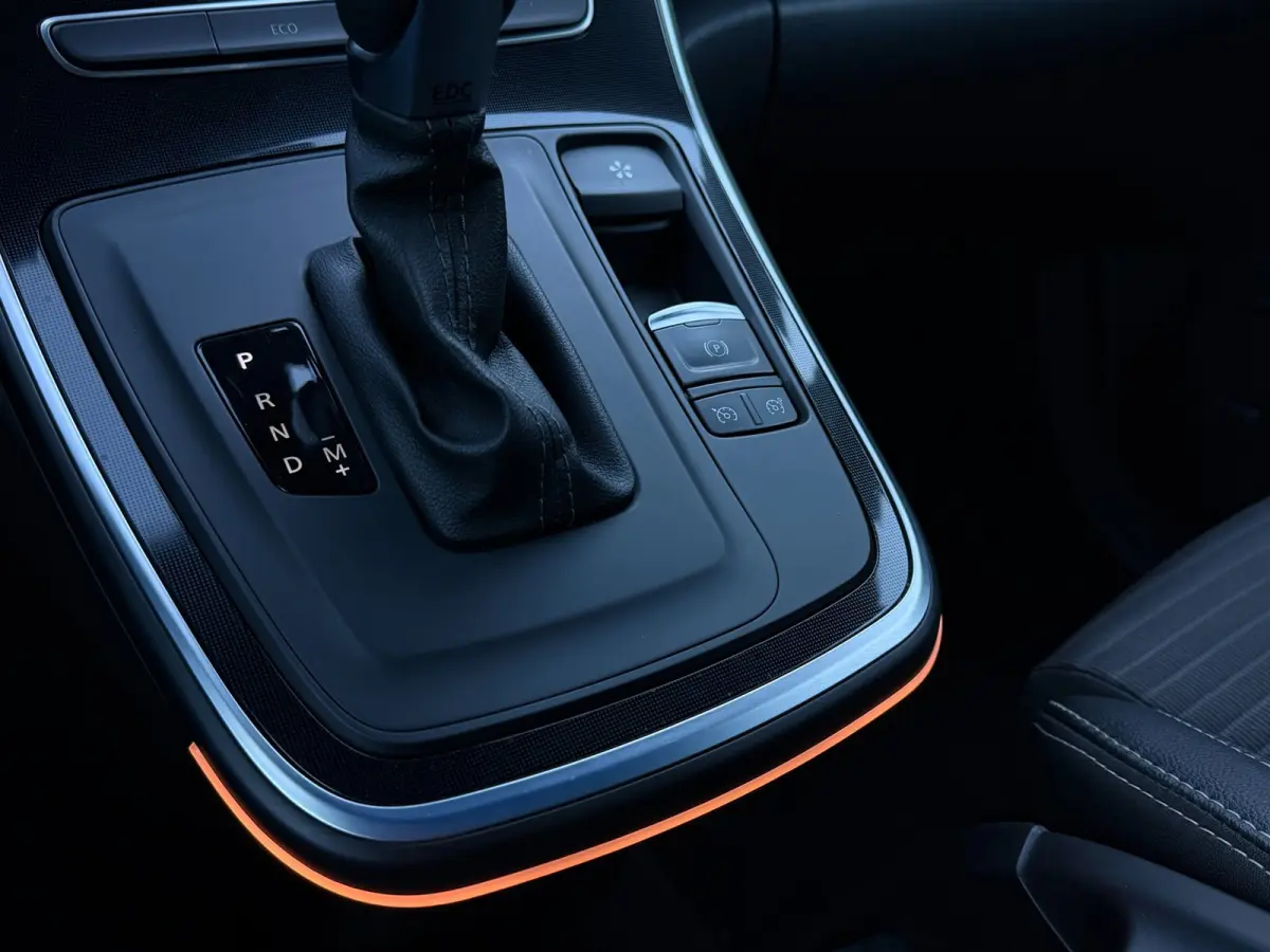 1.3 TCe Bose LED Navi Camera Trekh. Aut.