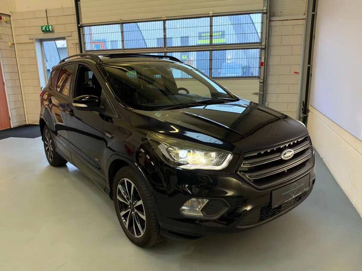 1.5 EcoBoost ST Line, Pano, Camera, carplay, Stoel/Stuurverwarming, trekhaak