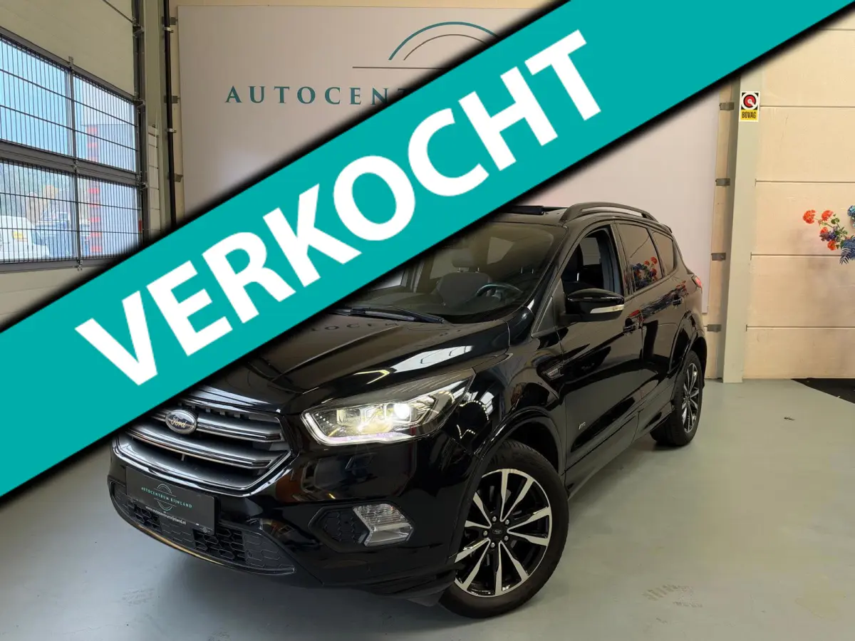 1.5 EcoBoost ST Line, Pano, Camera, carplay, Stoel/Stuurverwarming, trekhaak