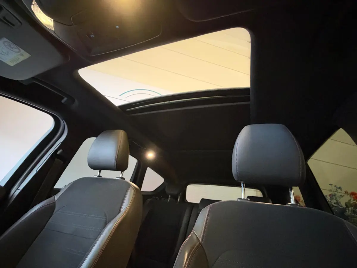 1.5 EcoBoost ST Line, Pano, Camera, carplay, Stoel/Stuurverwarming, trekhaak