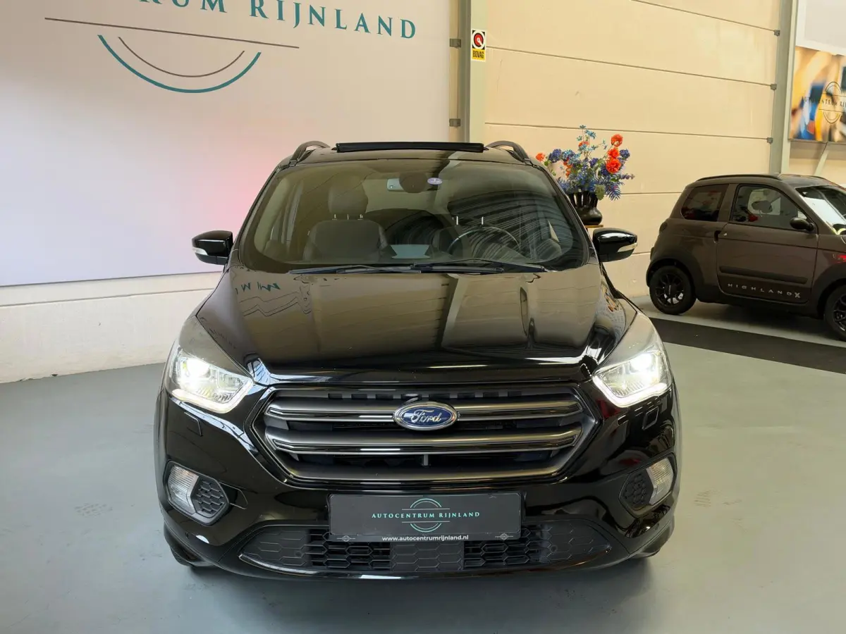 1.5 EcoBoost ST Line, Pano, Camera, carplay, Stoel/Stuurverwarming, trekhaak