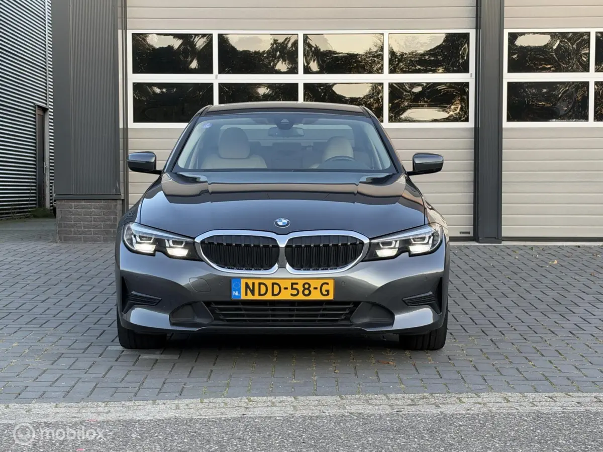 320e Advantage M-Sport|Leder|Carplay|Trekhaak