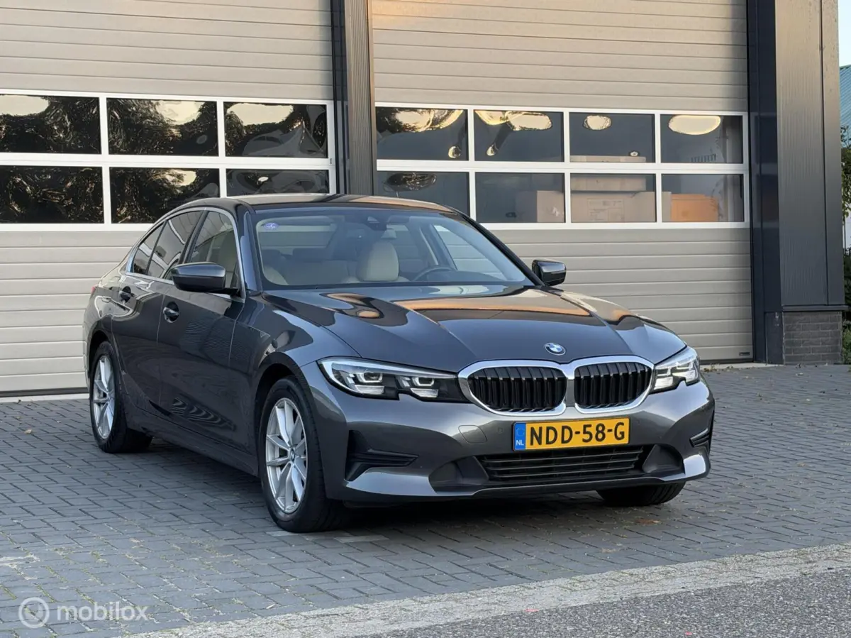 320e Advantage M-Sport|Leder|Carplay|Trekhaak