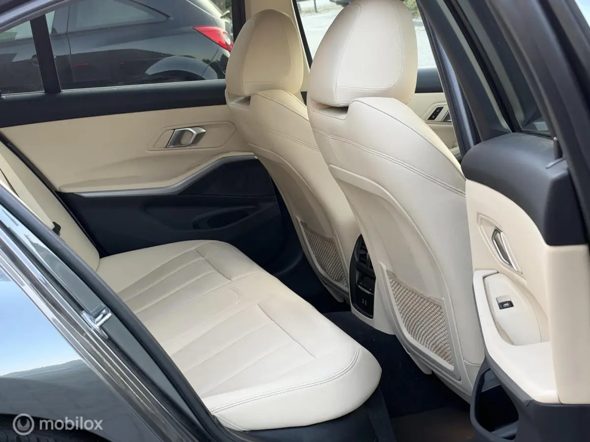 320e Advantage M-Sport|Leder|Carplay|Trekhaak