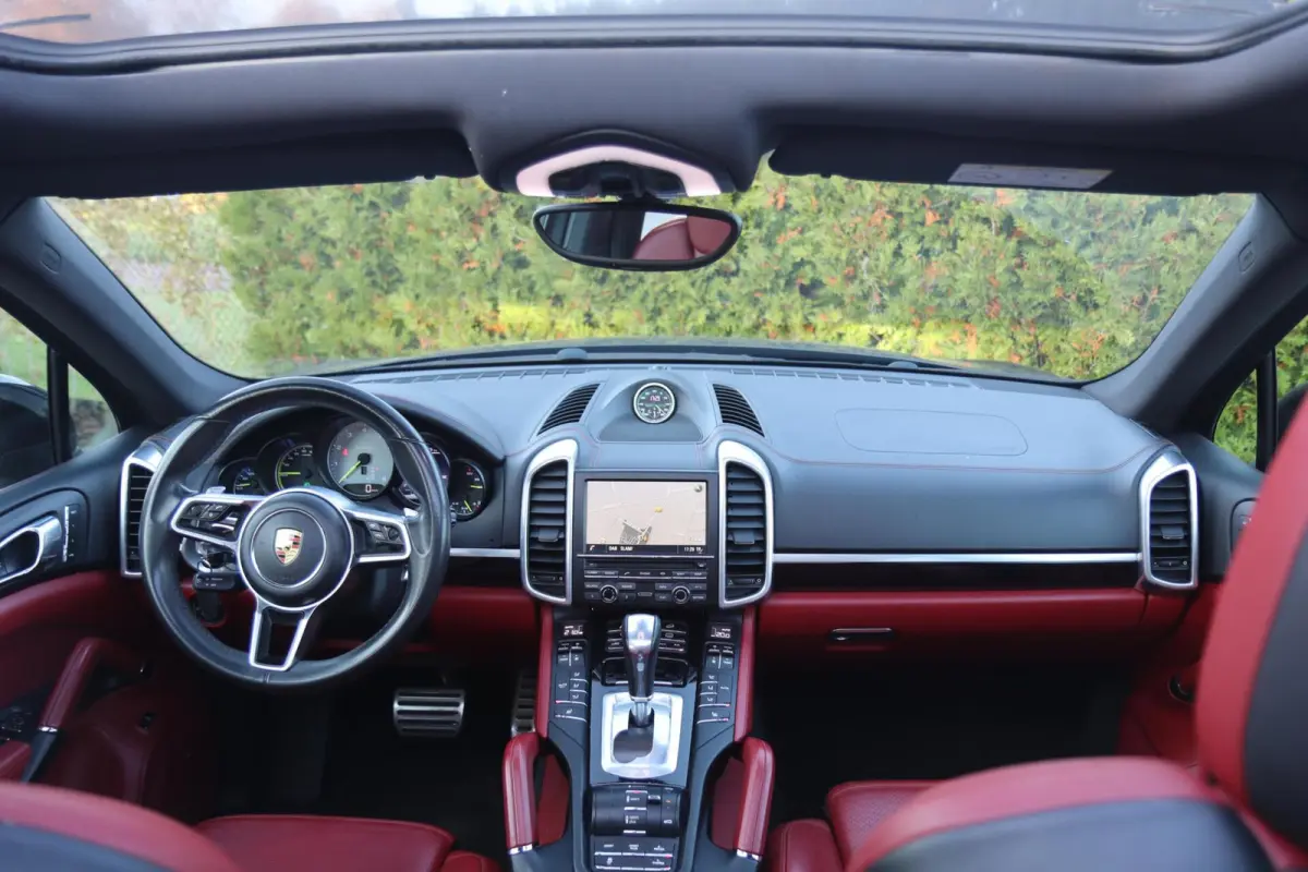 3.0 S E-HYBRID ⚡ | 145.273 KM | SPORT CHRONO 🏁 | ROOD LEDER ❤️ | PANO ☀️ | 21" LMV | ADAPT. XENON 💡 | CAMERA 📸 | ELEK. TREKHAAK 🔗