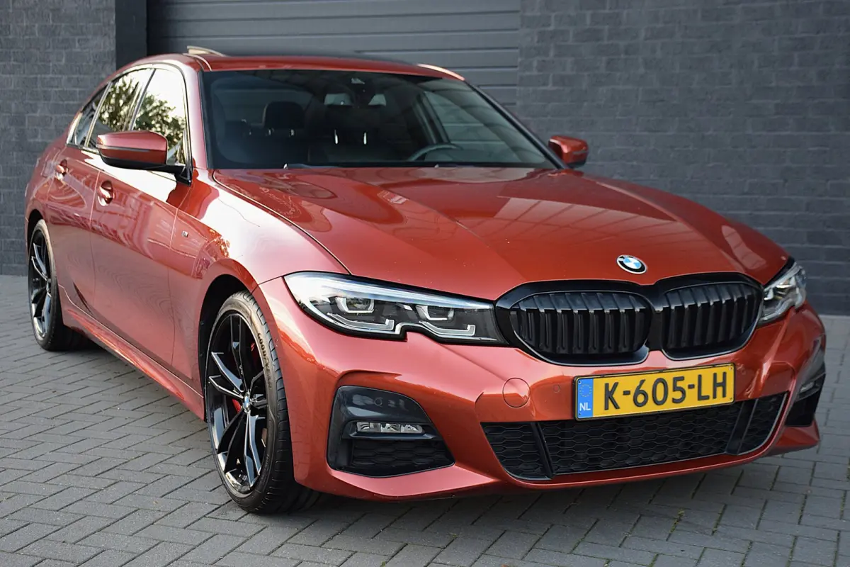 320i High Executive Edition*M-Pakket*DAK*HEAD-UP*LEDER*ENZ*